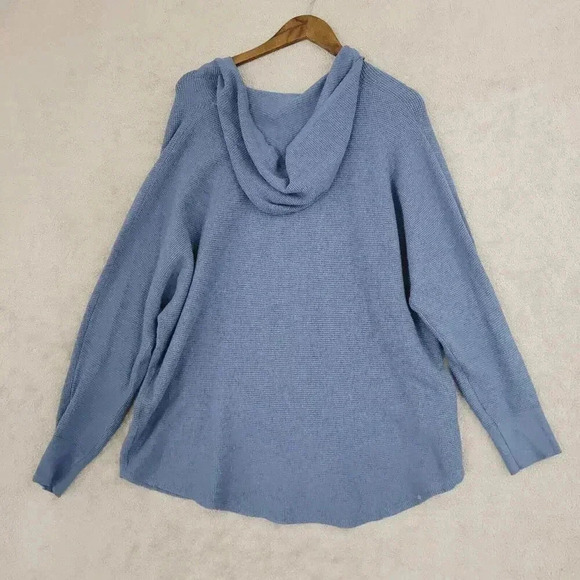 Chico's Women's Blue V-Neck Hoodie Sweater Plus 1X 30CT - Picture 2 of 7